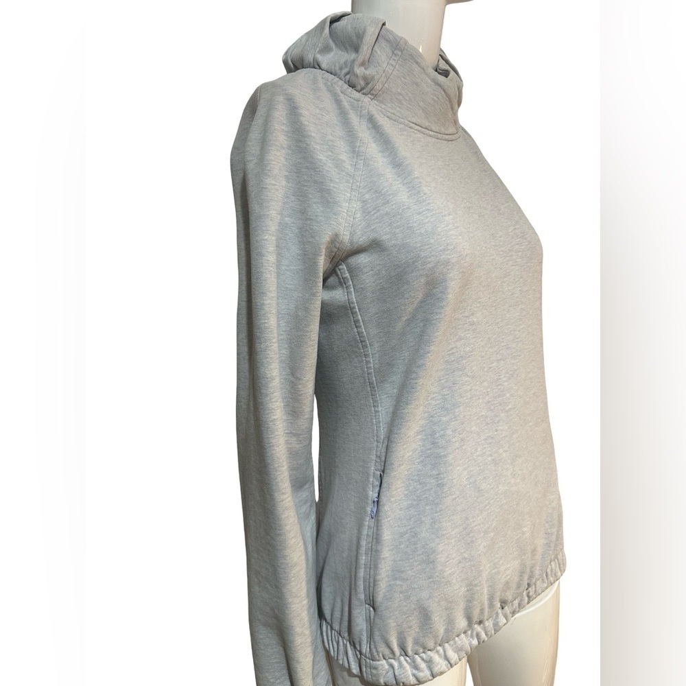 Lululemon Athletica Light Gray Long Sleeve Top Cowl neck